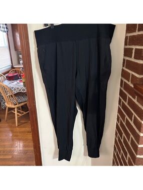 Athleta Size Small Black High-Waist Ponte Joggers